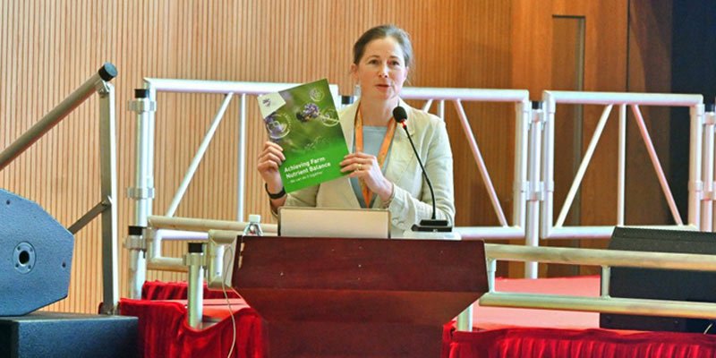 Vicky-Robinson-China-Green-Agricultural-Development-Conference-China-presentation-March-2025-Achieving-Farm-Nutrient-Balance.jpg